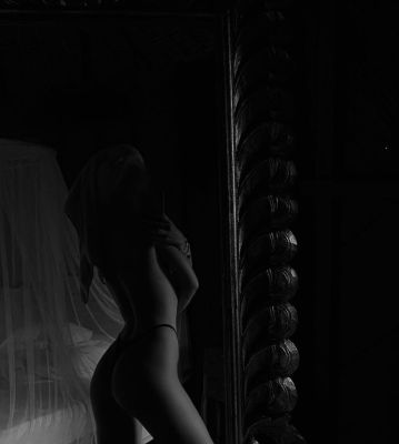 Молоденькая шлюха Ксюша, от 10000 руб. в час, закажите онлайн