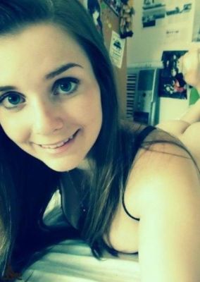 Ксюша, 23 лет — госпожа со страпоном